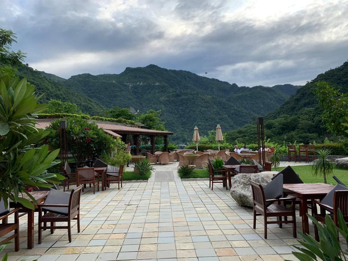 Aloha Serenity Apartments リシケーシュ エクステリア 写真